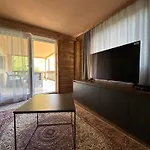Happy House *